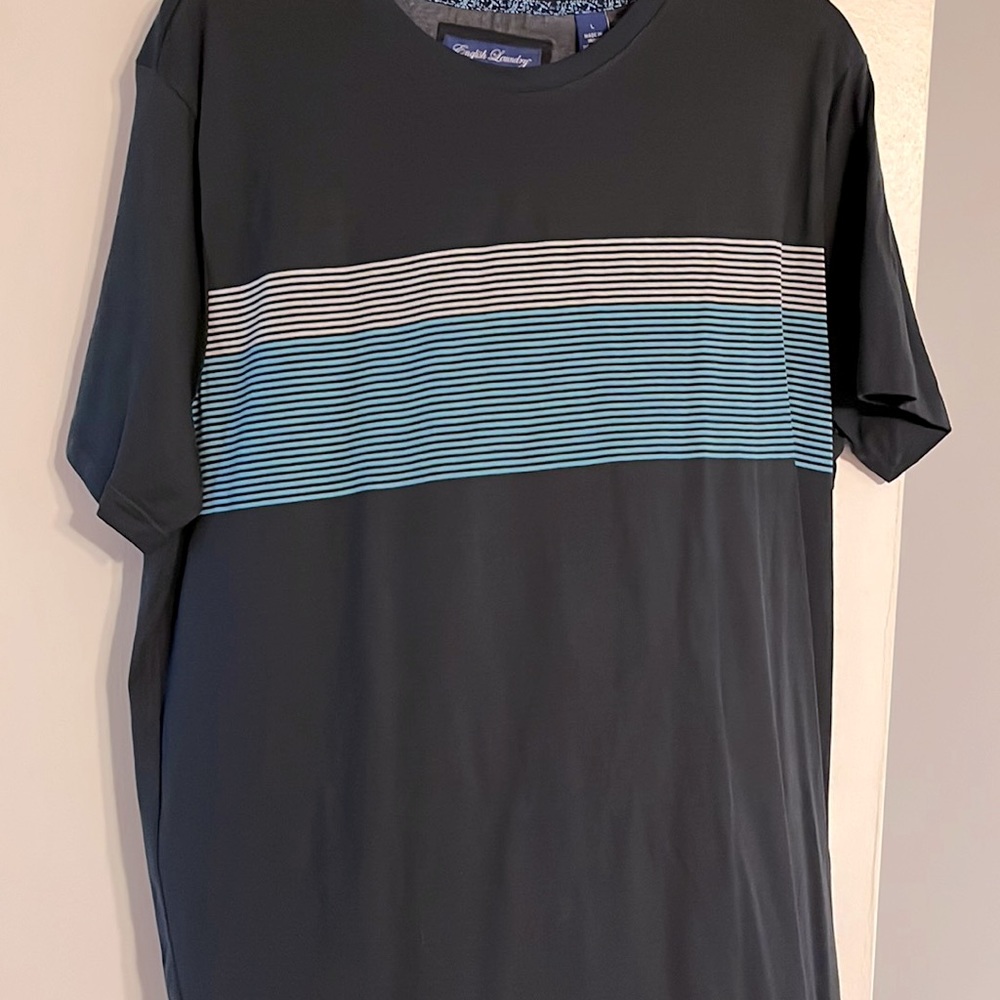 Mens casual short sleeve shirt. Perfect go to shirt.